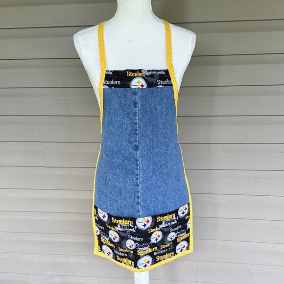 Handmade NFL Steelers Apron Recycled Denim Pockets - Picture 1 of 6